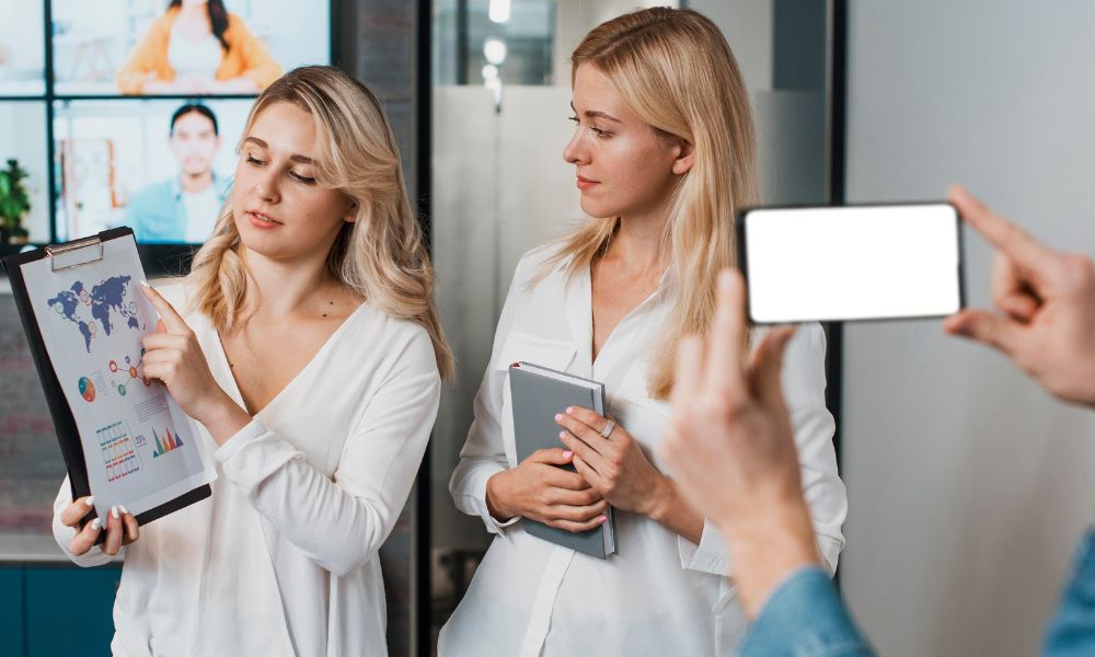 How to Set a Budget and Negotiate with Influencers